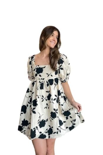 Stay stylish and comfortable with this women's A-line mini skater dress. Designed with a flattering square neck and short sleeves.